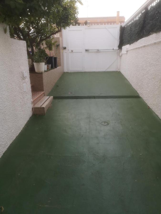 Piso Entero En Semi Sotano Con Piscina Salina Privada San Pedro del Pinatar Exterior photo