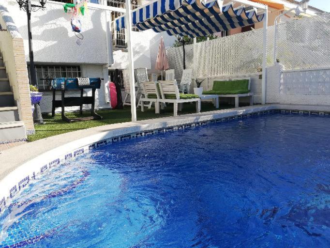 Piso Entero En Semi Sotano Con Piscina Salina Privada San Pedro del Pinatar Exterior photo